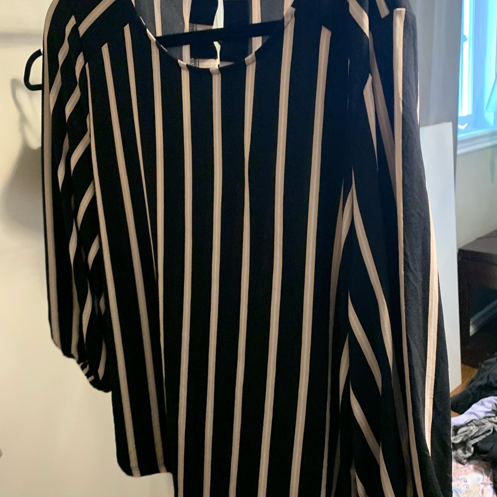 3/$30 Adrianna. Papell top. Black, white and pink striped.